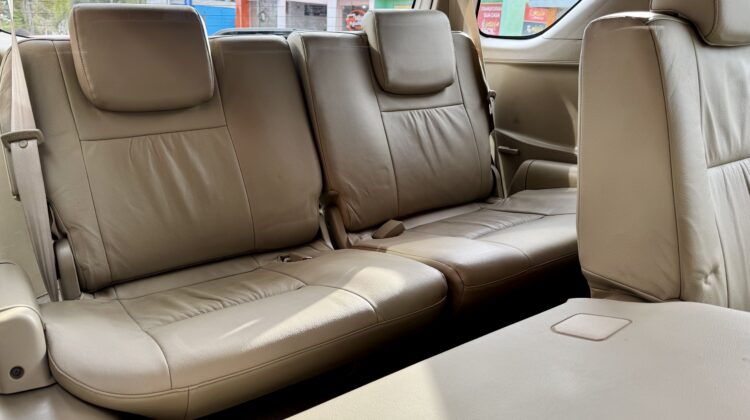 TOYOTA SW4 SRV 4×4 3.0 2014