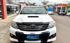 TOYOTA SW4 SRV 4×4 3.0 2014