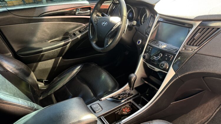 HYUNDAI SONATA GLS 2.4
