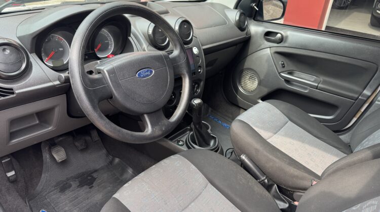 FORD FIESTA 1.0