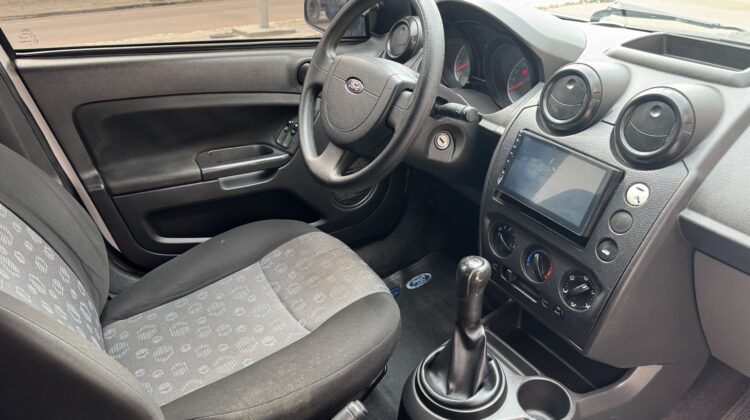 FORD FIESTA 1.0