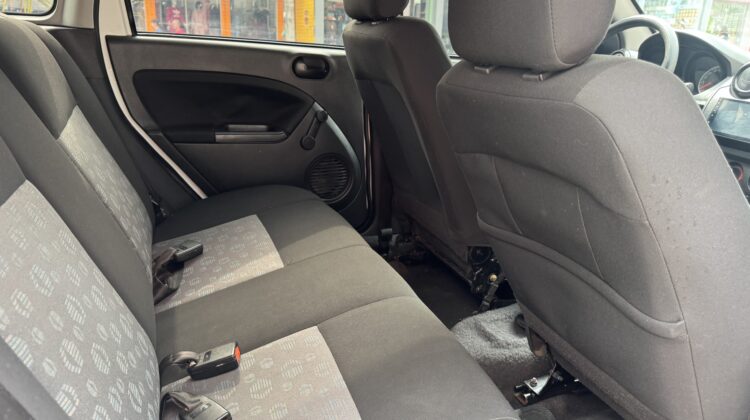 FORD FIESTA 1.0