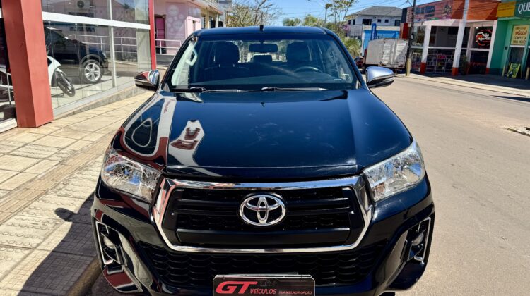 TOYOTA HILUX SRV 4X4 2.8 TDIESEL