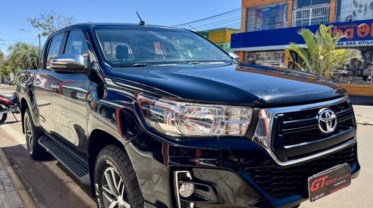 TOYOTA HILUX SRV 4X4 2.8 TDIESEL