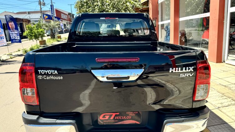 TOYOTA HILUX SRV 4X4 2.8 TDIESEL
