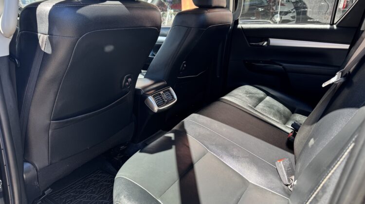 TOYOTA HILUX SRV 4X4 2.8 TDIESEL