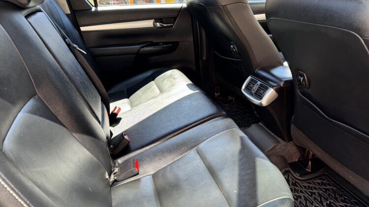 TOYOTA HILUX SRV 4X4 2.8 TDIESEL