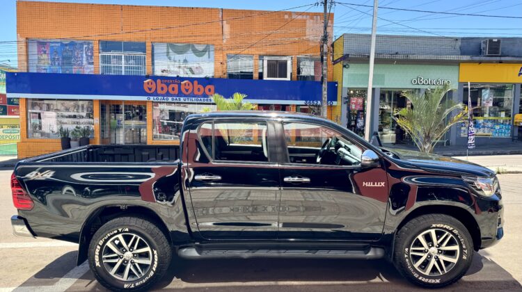 TOYOTA HILUX SRV 4X4 2.8 TDIESEL