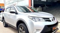 TOYOTA RAV4 4X4 2.0