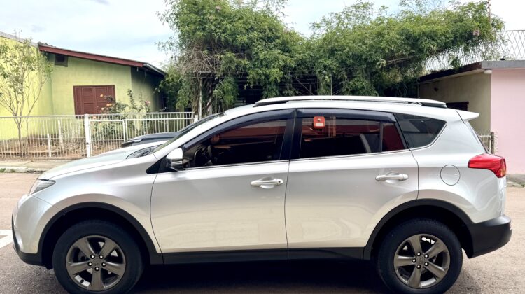 TOYOTA RAV4 4X4 2.0
